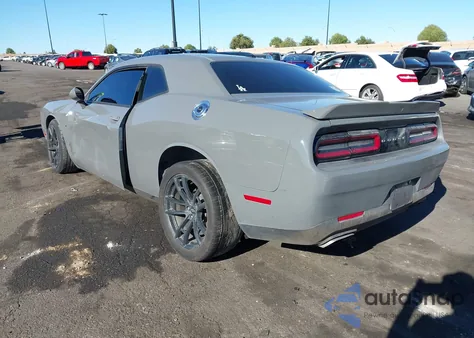2018 Dodge Challenger R/T z USA, uszkodzony, nr VIN 2C3CDZBT4JH288376